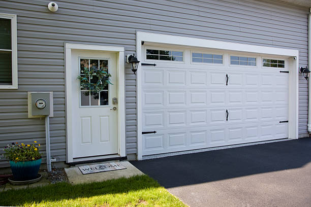 24/7 Emergency Garage Door Panel Replacement experts in Macon, GA